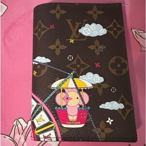 Luis Vuitton Passport Holder Rose Ballerine Pink